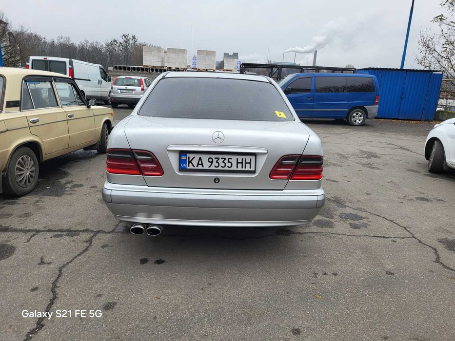 Mersedes W210  Е320