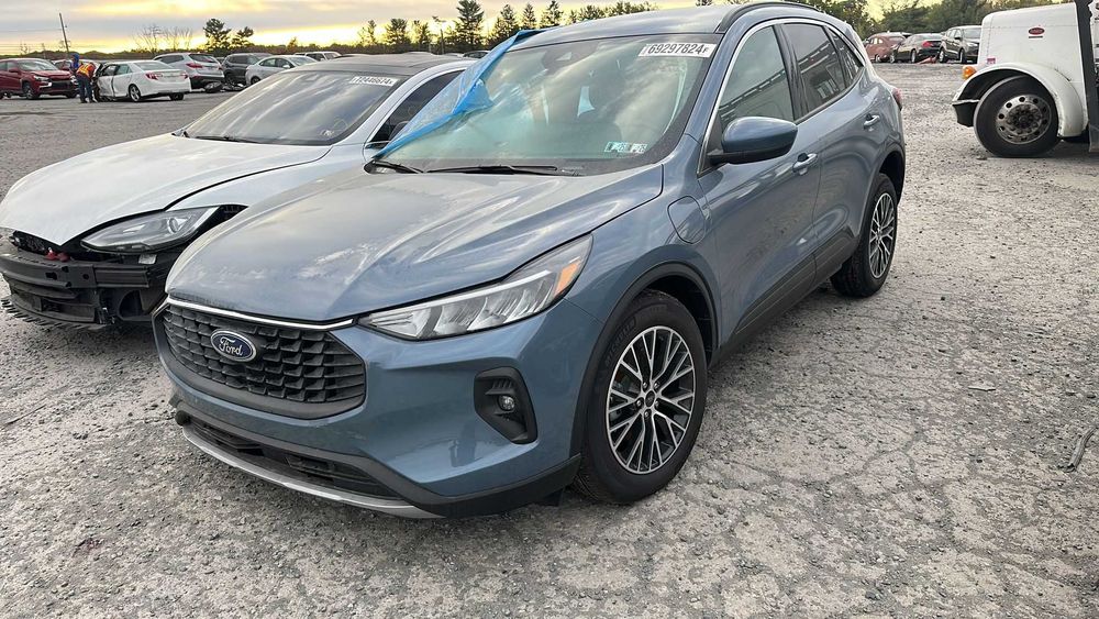 Разборка Ford Escape Titanium 2020-2024 Hybrid-Plug-In