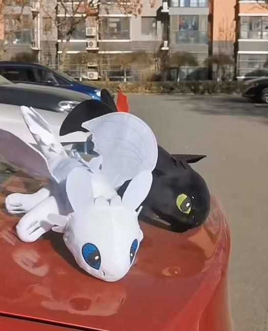 Дракон беззубик Toothless іграшка на машину з кріпленням 30 см