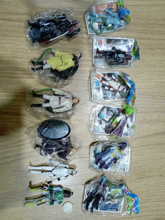 Figuras pvc vários temas (novas) -1€ cada -  ver outras fotos