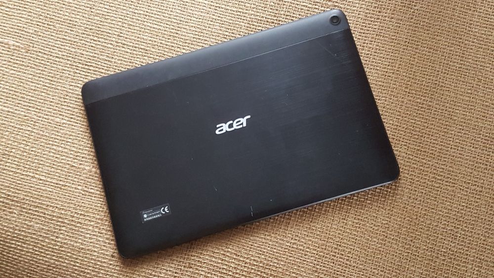 Планшет Acer One 10 (N16H1)