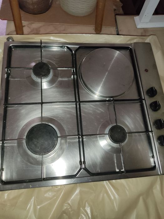 Placa a gás e elétrica