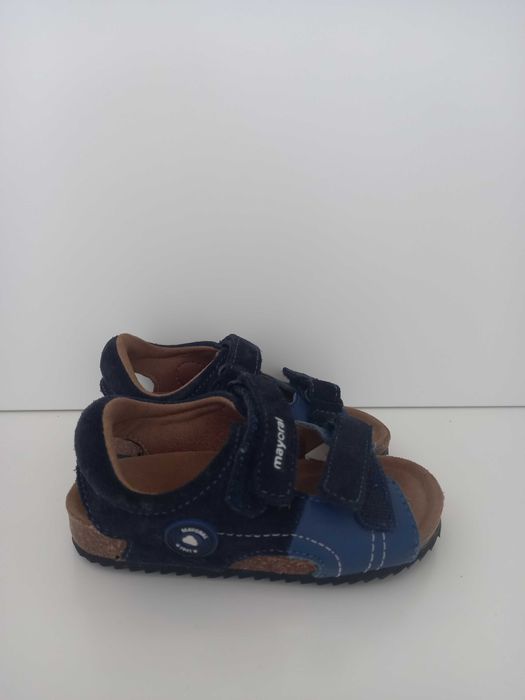 Sandálias mayoral, tamanho 22