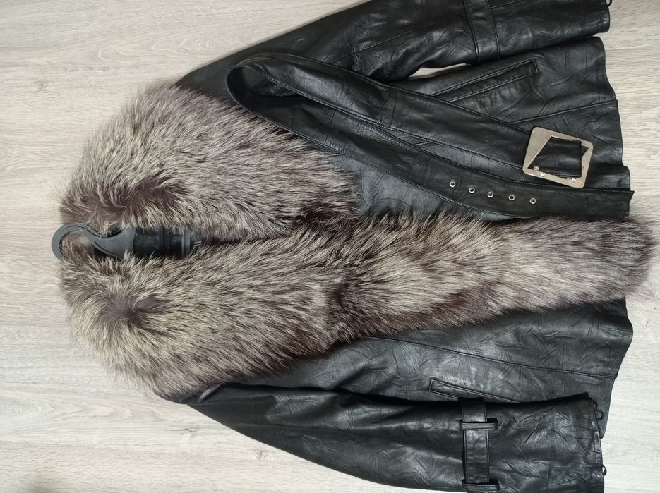 Кожаная курточка с чернобуркой