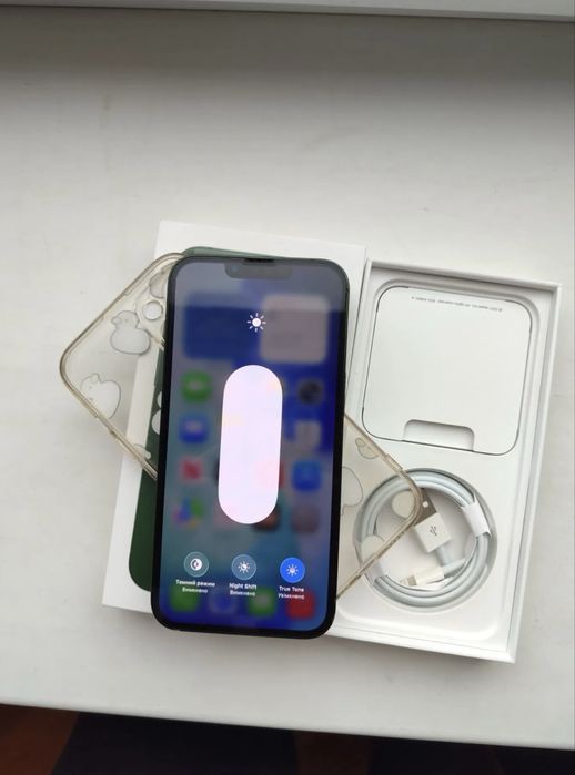 Айфон 13 128 гб.