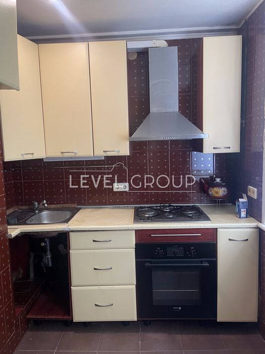 Продаж 2-кімн. квартири біля метро Шулявська — вул. Дегтярівська, 58