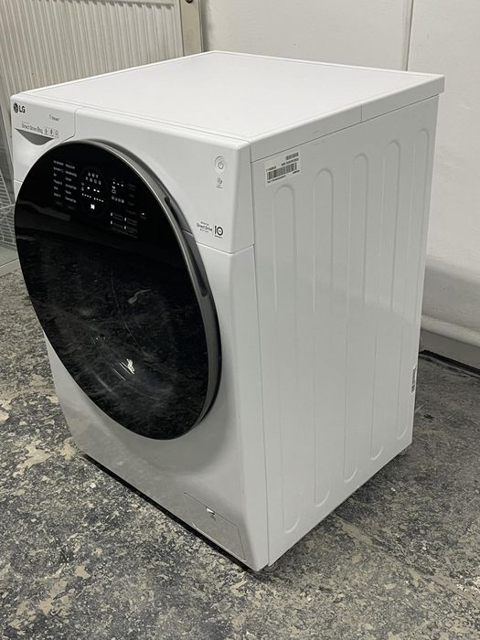 Пральна машина LG F14WM9GS