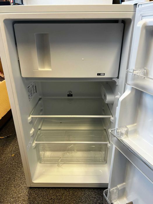 Comfee RCD80WH2 lodówka 80 l z zamrażalnikiem mała cicha biała