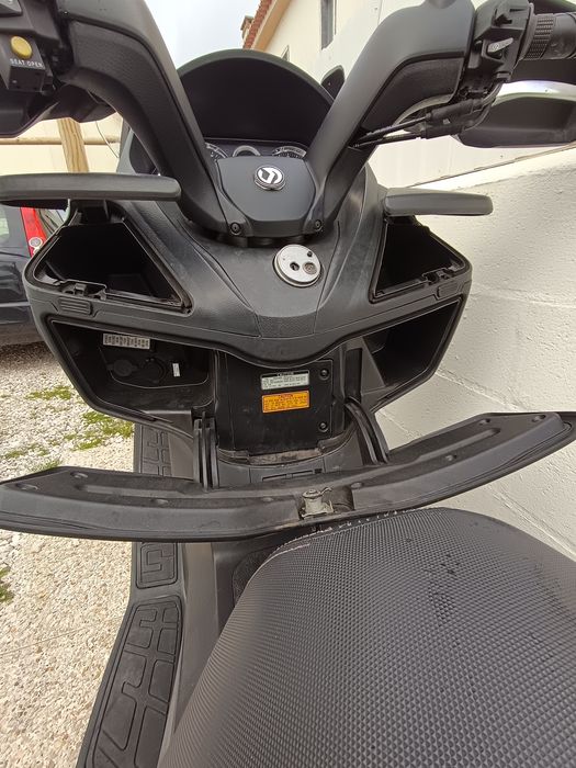 Maxi scooter Sym Maxsym ABS 600 i