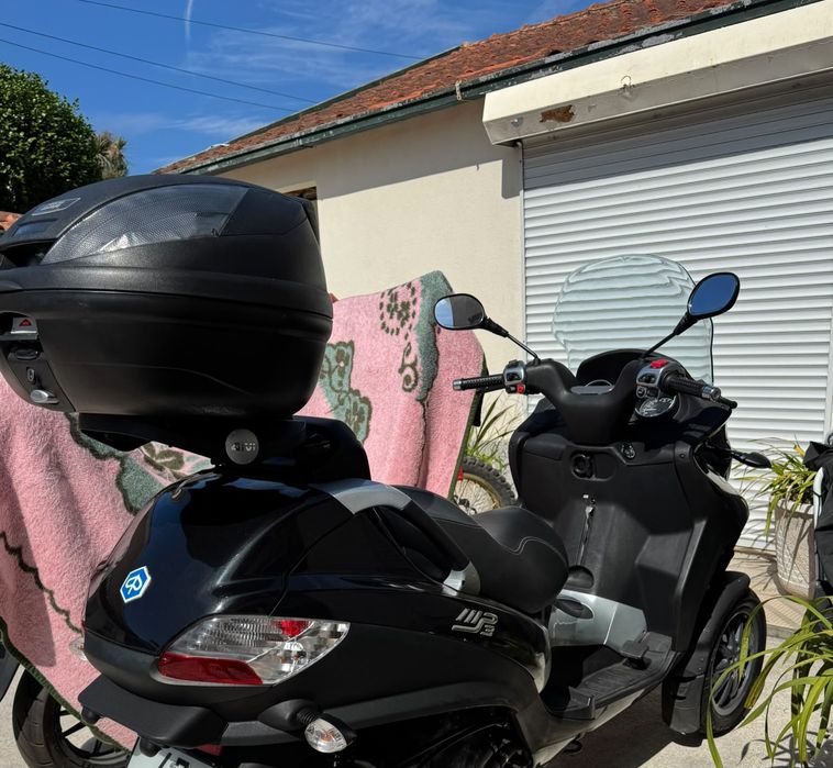 Piaggio mp3 250 LT