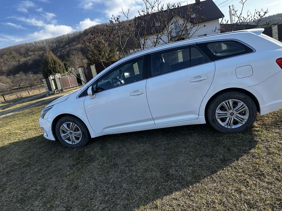 Тойота 2013 рік.