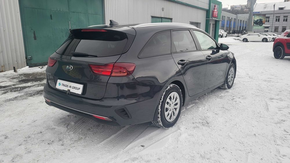 Авто Kia Ceed 1.6