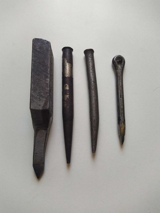 Пробойник (керн)