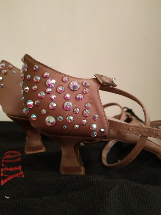 Туфли для латины юниорские.