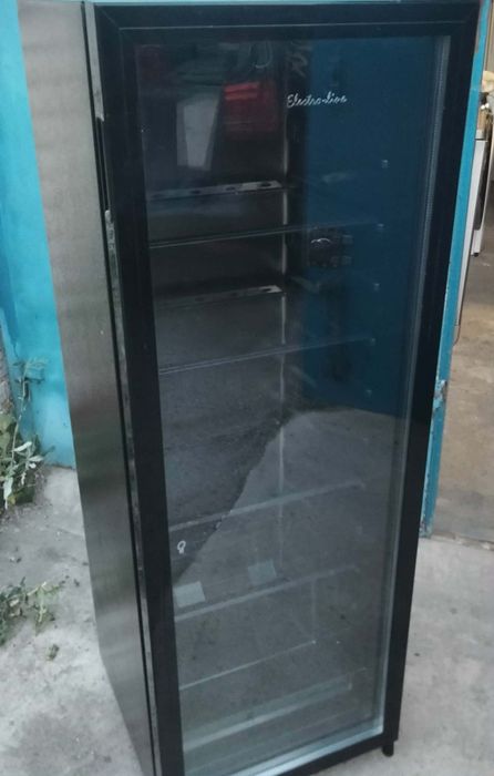 Witryna chlodnicza Electro-line Roczna !