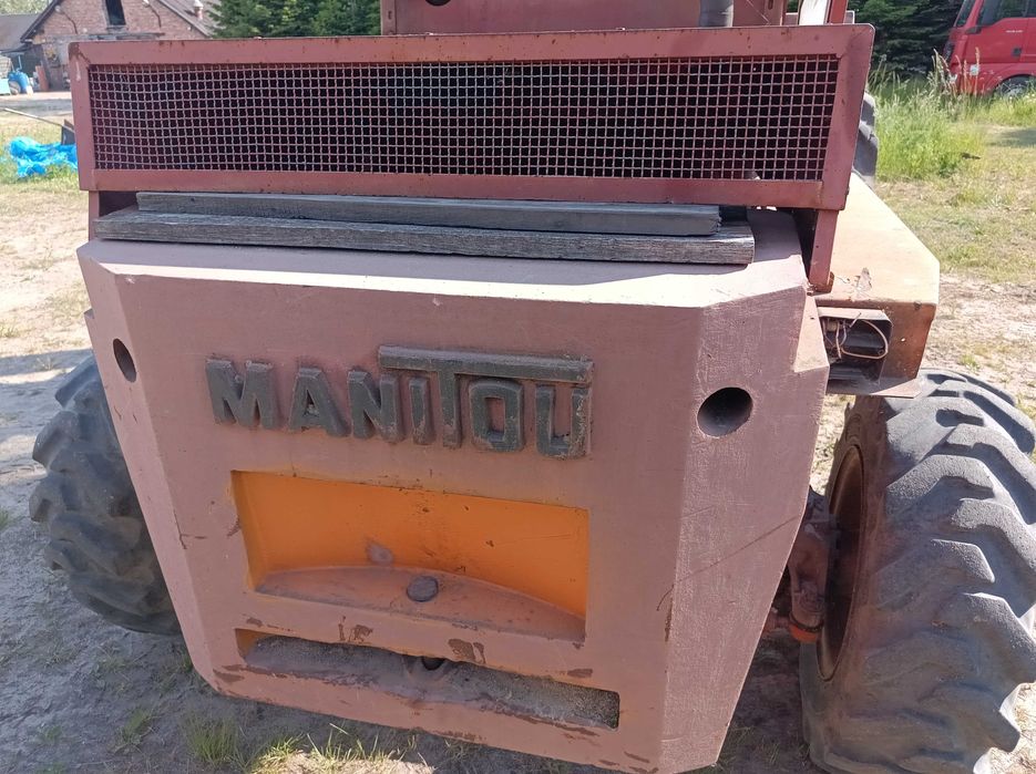 Sztaplarka, Ładowarka 4x4 Manitou