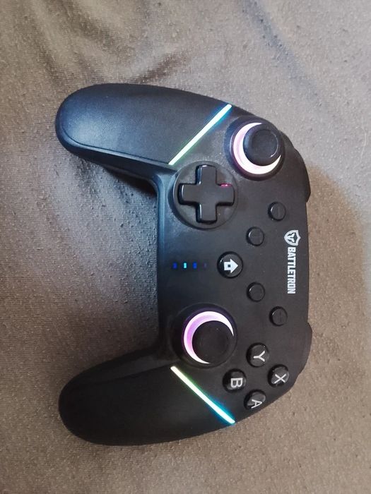Nintendo Switch + Acessórios e Controler Pro, 3 Jogos e Caixa de Transporte