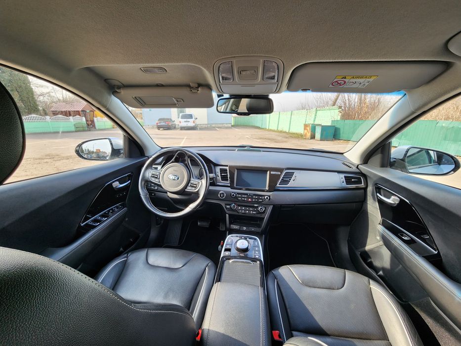 Кіа ніро електрика,  2019 рік, максимальна комплектація