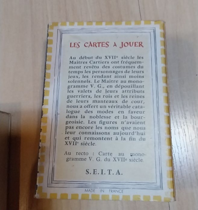 Duas caixas de fósforos antigas Seita