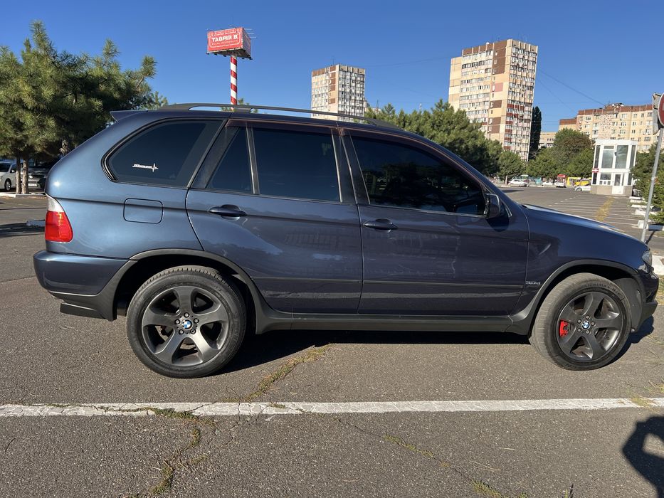 Продам Bmw х5 е53