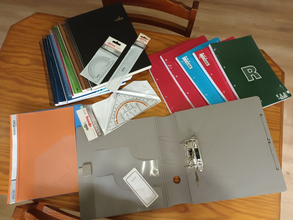 Material escolar novo