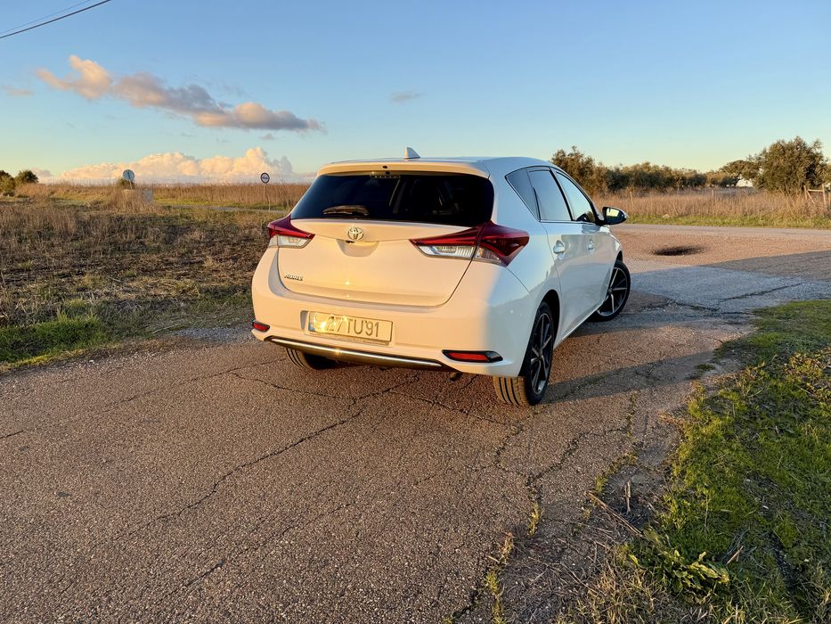 Toyota Auris 1.4 D4D 90 CV
