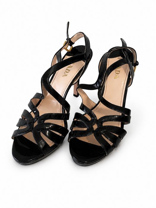 Чорні туфлі Prada made in Italy
