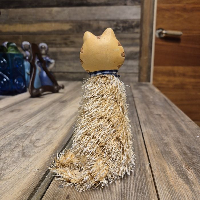 Ceramiczny kot dlugowłosy :)