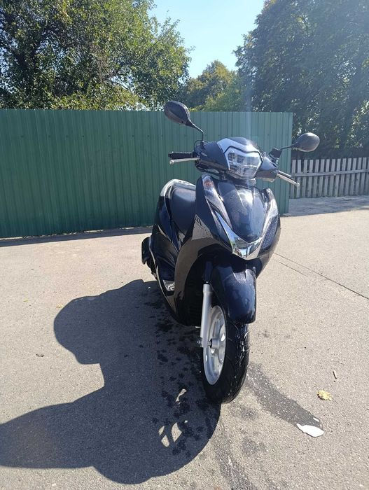 Продам Honda Lead 125