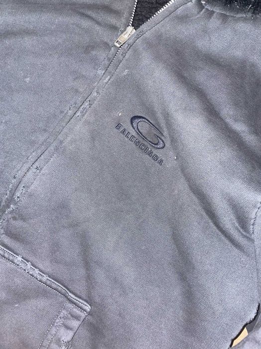 Bluza Balenciaga z futrem