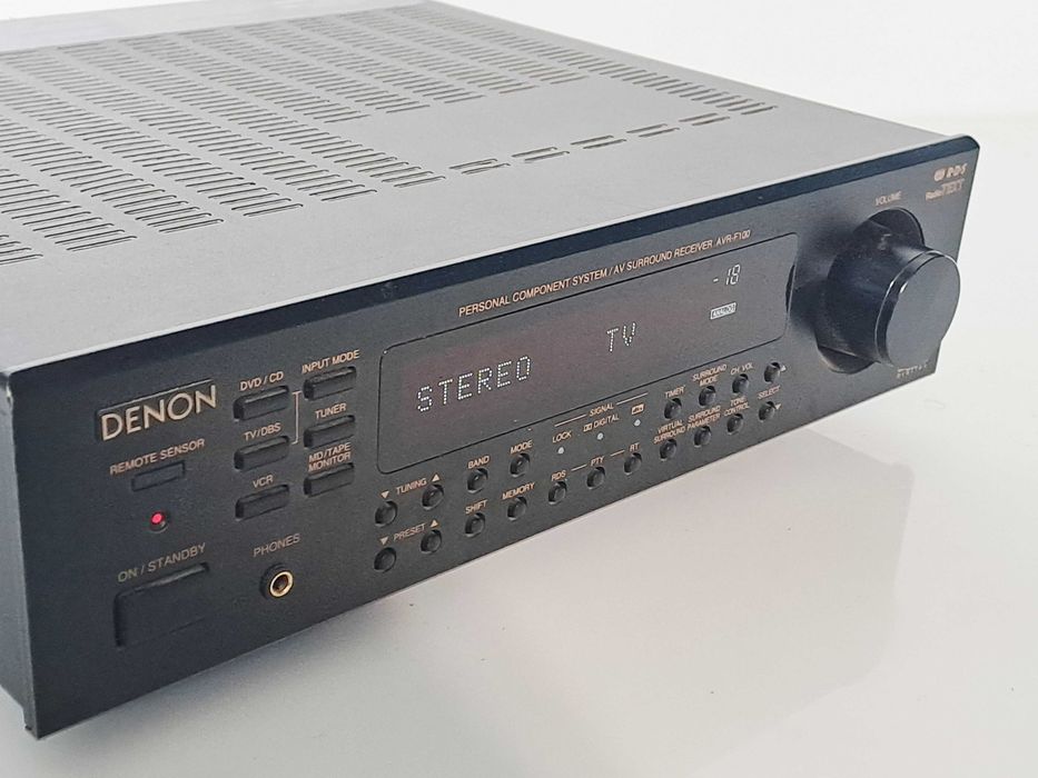 Amplituner Denon AVR-F100
