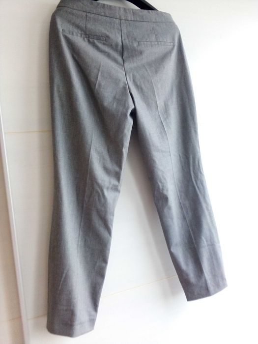Eleganckie spodnie biznesowe Mohito