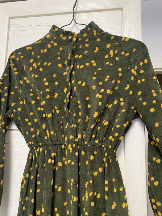 Зелене вельветова сукня