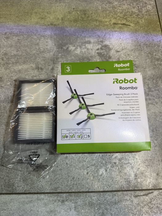 Robot sprzatajacy iRobot Roomba i4