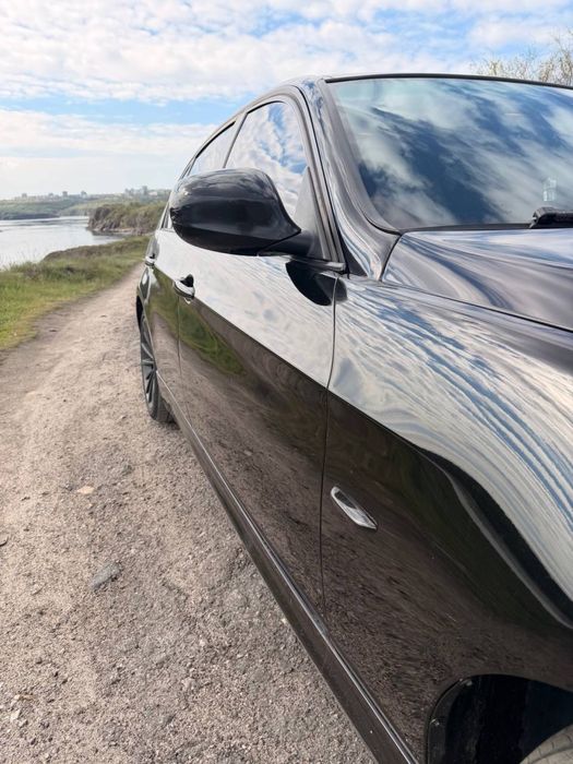 BMW E90 рестайлинг 2010 рік в гарному стані