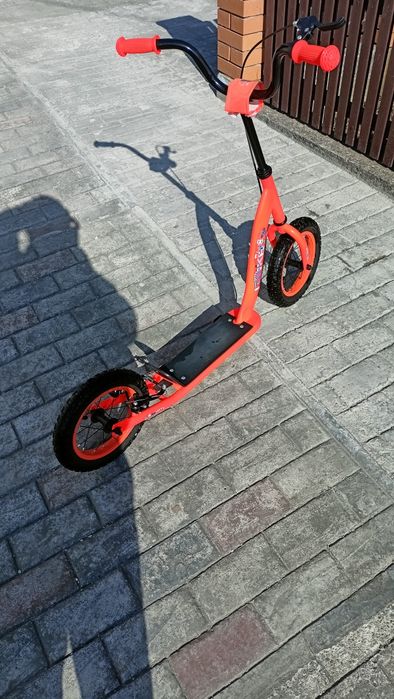 Продам самокат підлітковий.