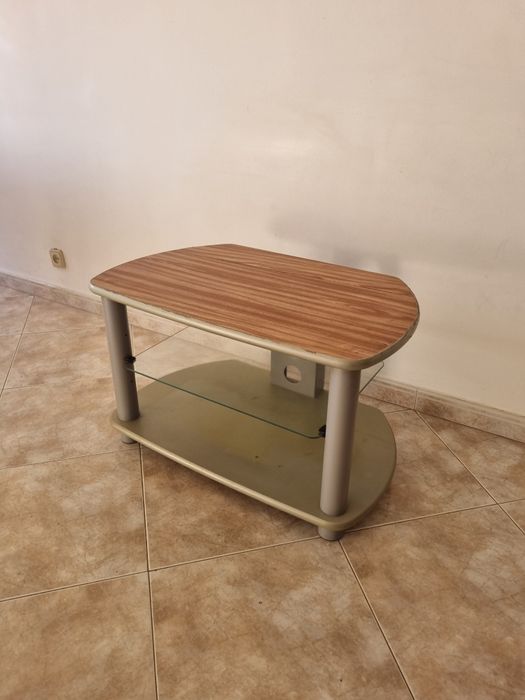 Mesa de apoio TV