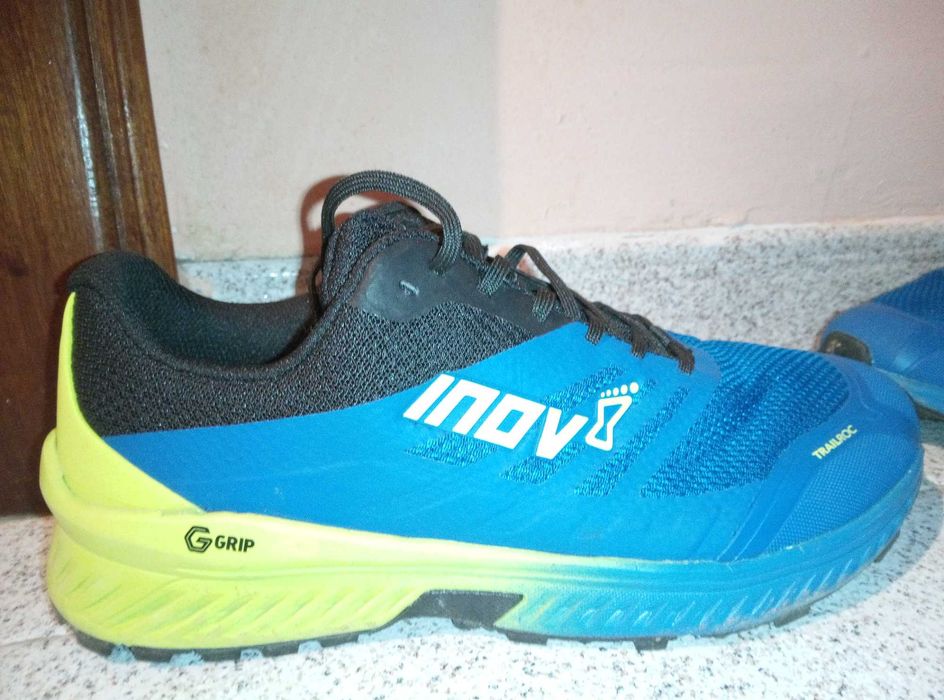 Sapatilhas INOV-TrailRoc 280_42_27cm_Trail_Corrida