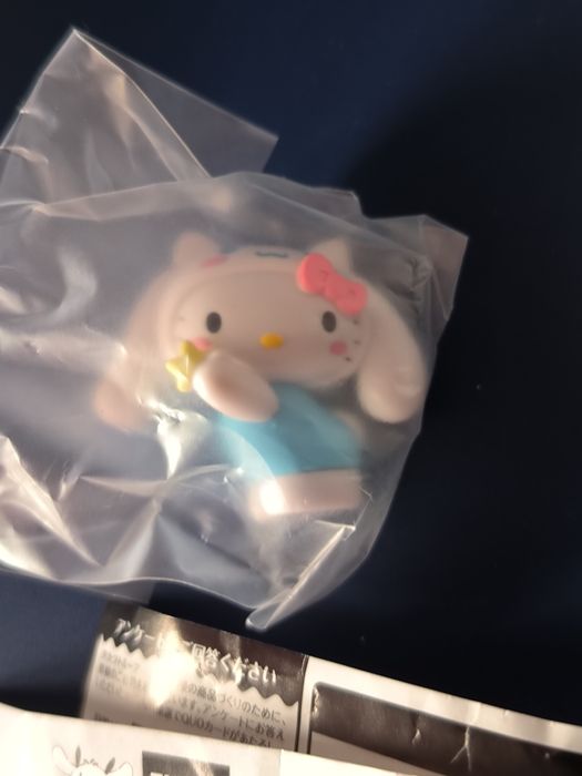 Gacha Figure Sanrio: Hello Kitty, Pochacco, Cinnamoroll