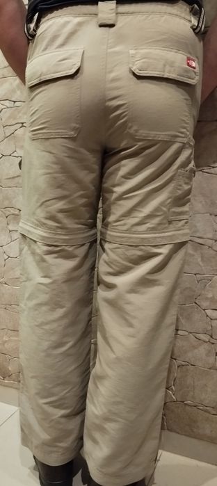 Spodnie outdoorowe The North Face z odpinanymi nogawkami S/M