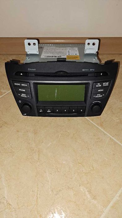 Radioodtwarzacz CD z funkcją bluetooth 96150-2Y010T