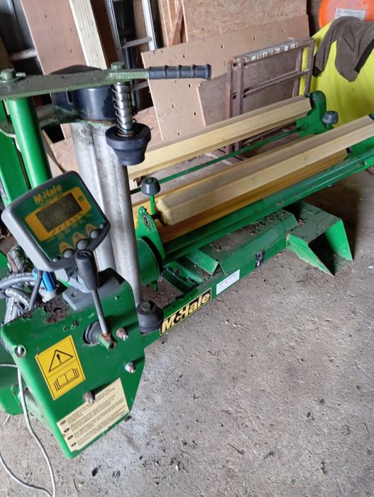 Plastificadora de fardos pequenos para feno-cilagem