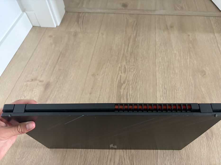 Vendo Portátil Gaming ACER Nitro V15 ANV15