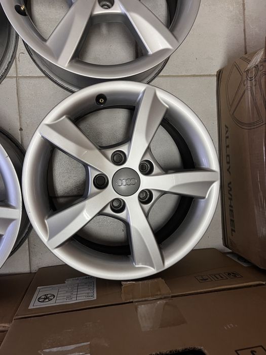 Jantes 16” 5x112 Originais Audi compativeis a3 leon golf caddy