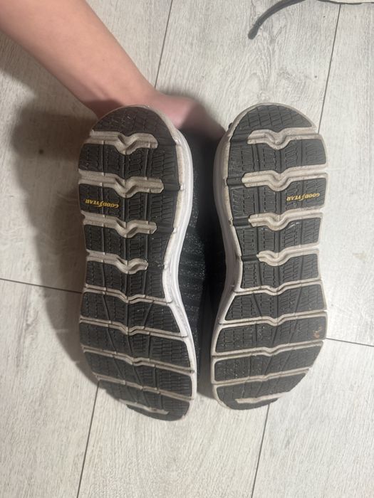 Кросовки skechers