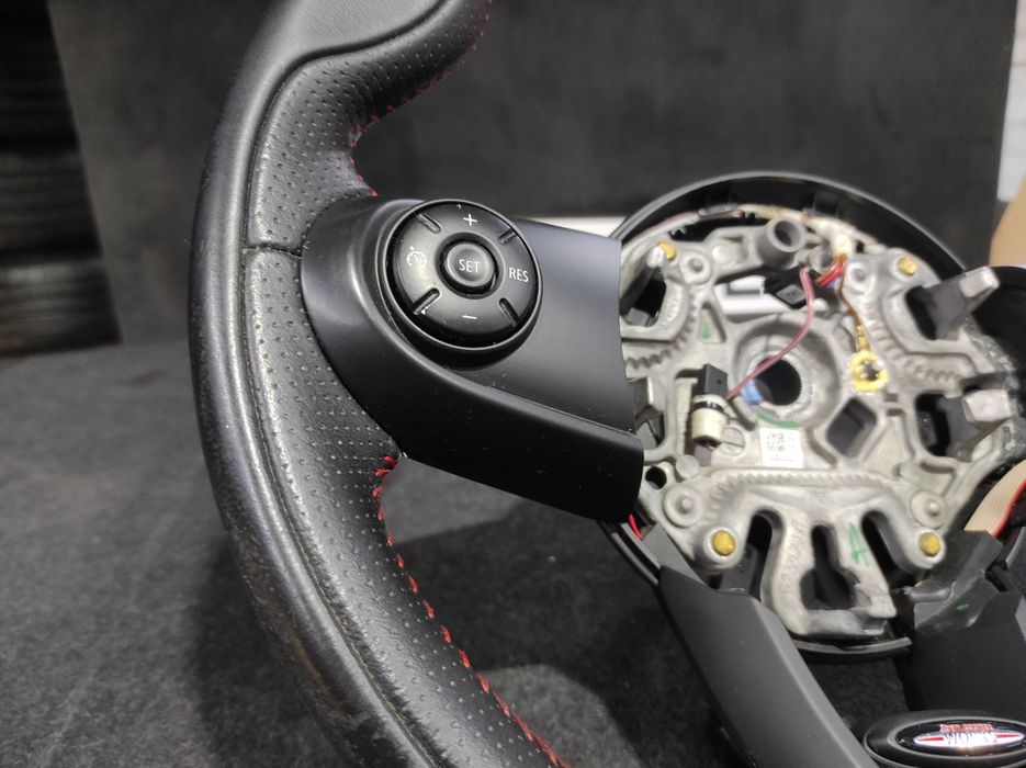 Руль Кермо Ф54 Ф55 Ф56 Mini cooper JCW кнопки руля Разборка BMW HELP