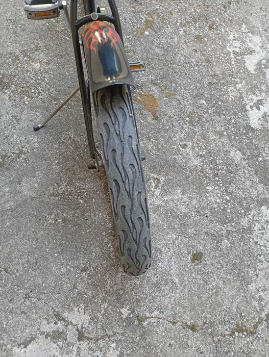 Bicicleta chopper GT/dyno