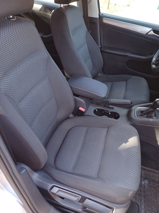 Volkswagen jetta 2016