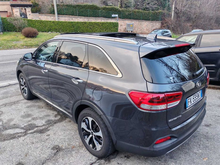 Продам Автомобіль Kia Sorento Sorento  2.2  в  Європі
