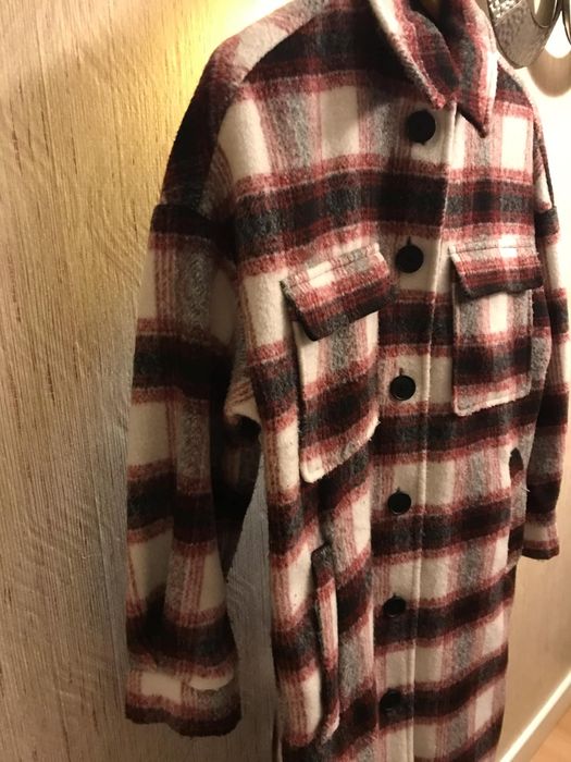 Casaco camiseiro comprido Stradivarius